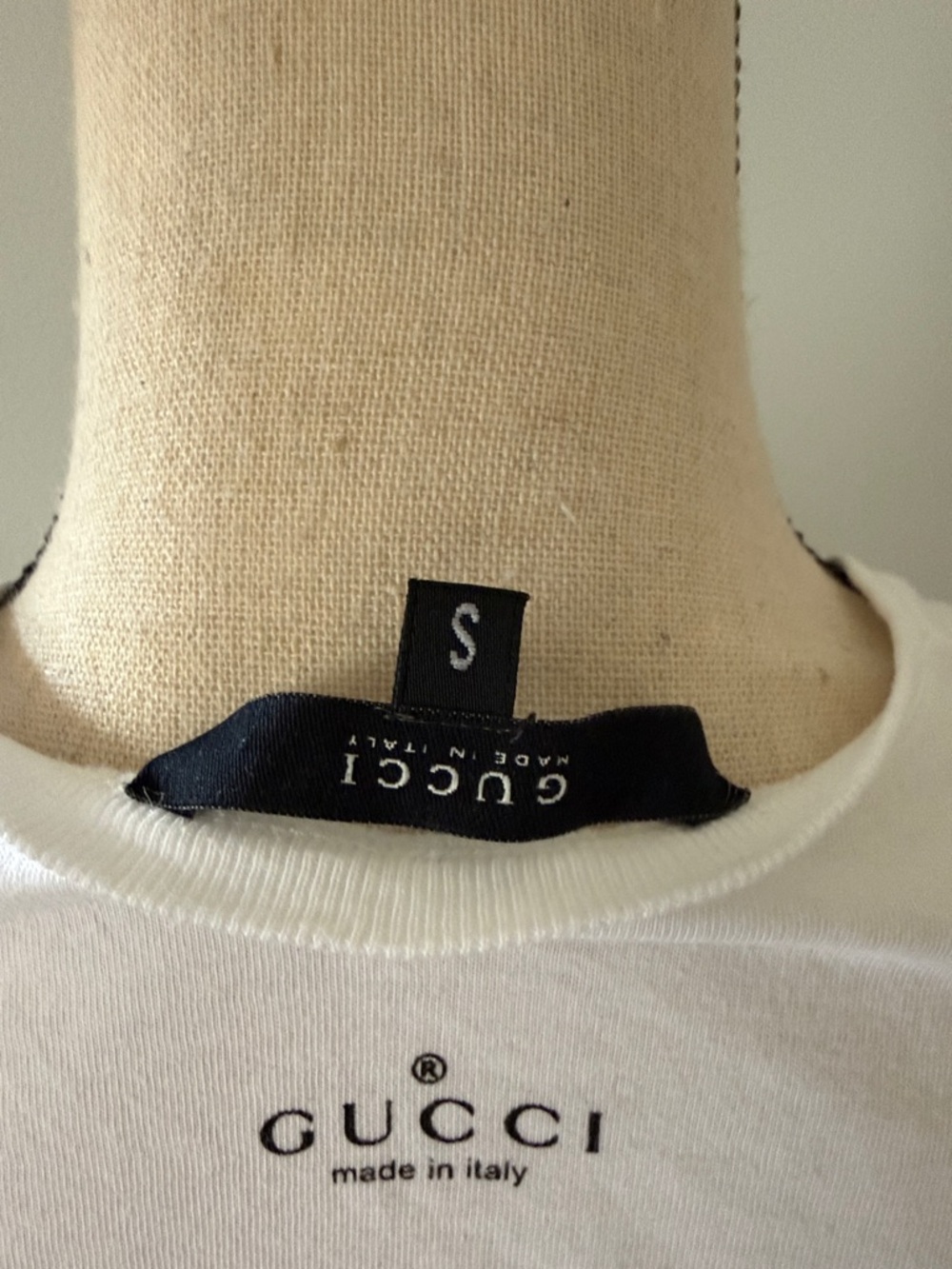 Gucci White V-Neck Short Sleeve Tee - Picture 3 of 3